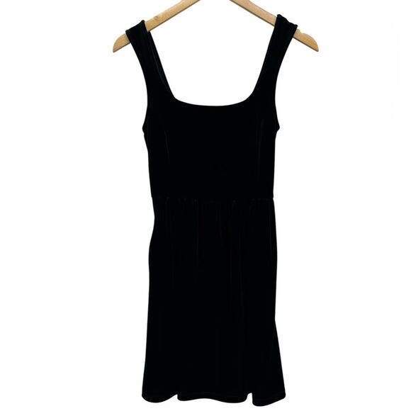 Old Navy Dresses & Skirts - Old Navy Sleeveless Black Velvet Fit and Flare Mini Dress with Pockets Womens XS